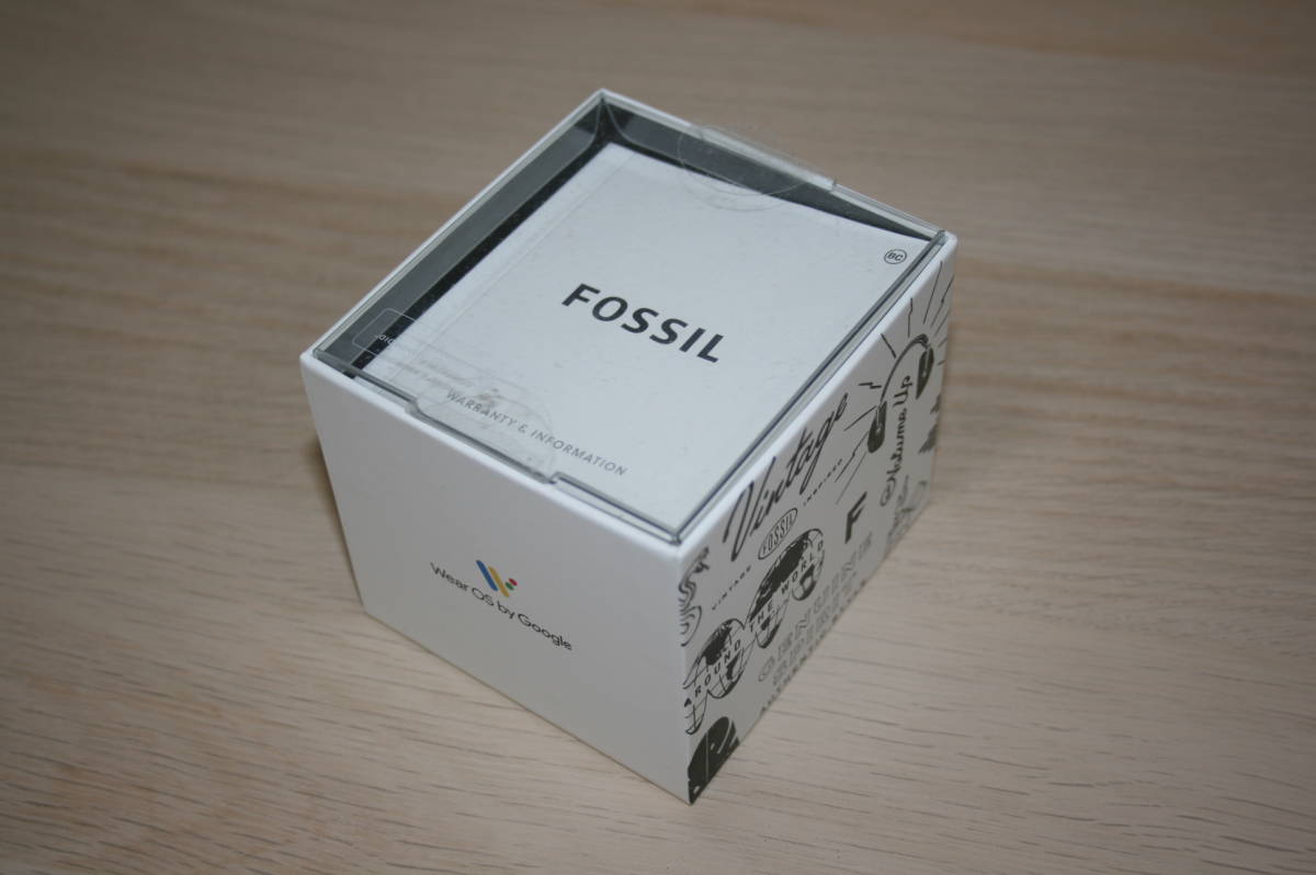 DW10F1 スマートウォッチ フォッシル Gen5 フォッシル商品の状態 新品未開封FOSSIL FOSSIL フォッシル スマートウォッチ DW10F1 腕時計　箱　充電ケーブル　余りコマ付き