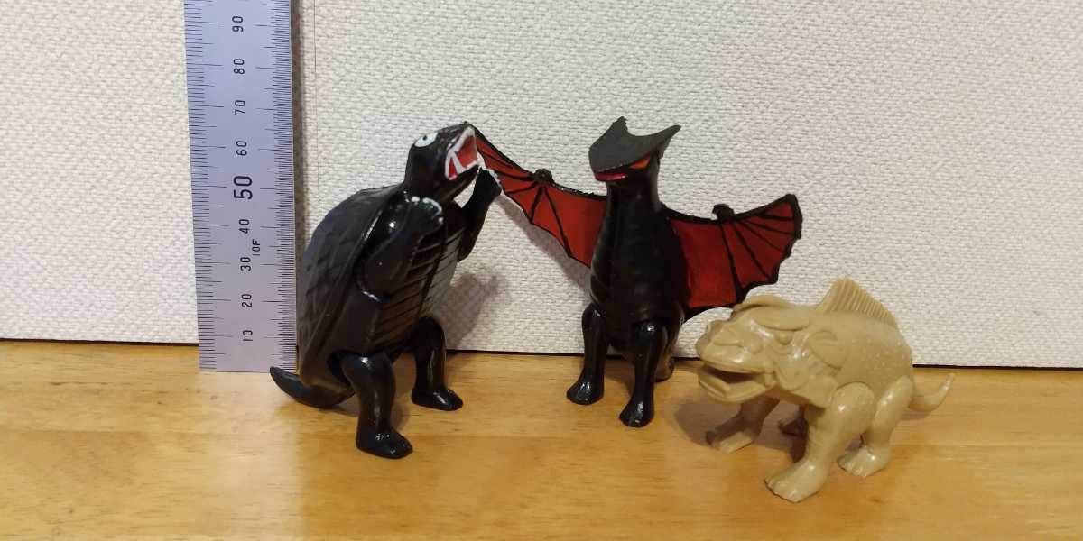 日東科学 ガメラ ギャオス ジャイガー / プラモデル 組み立て済 完成品