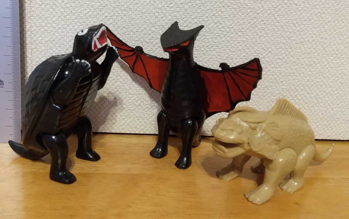 日東科学 ガメラ ギャオス ジャイガー / プラモデル 組み立て済 完成品