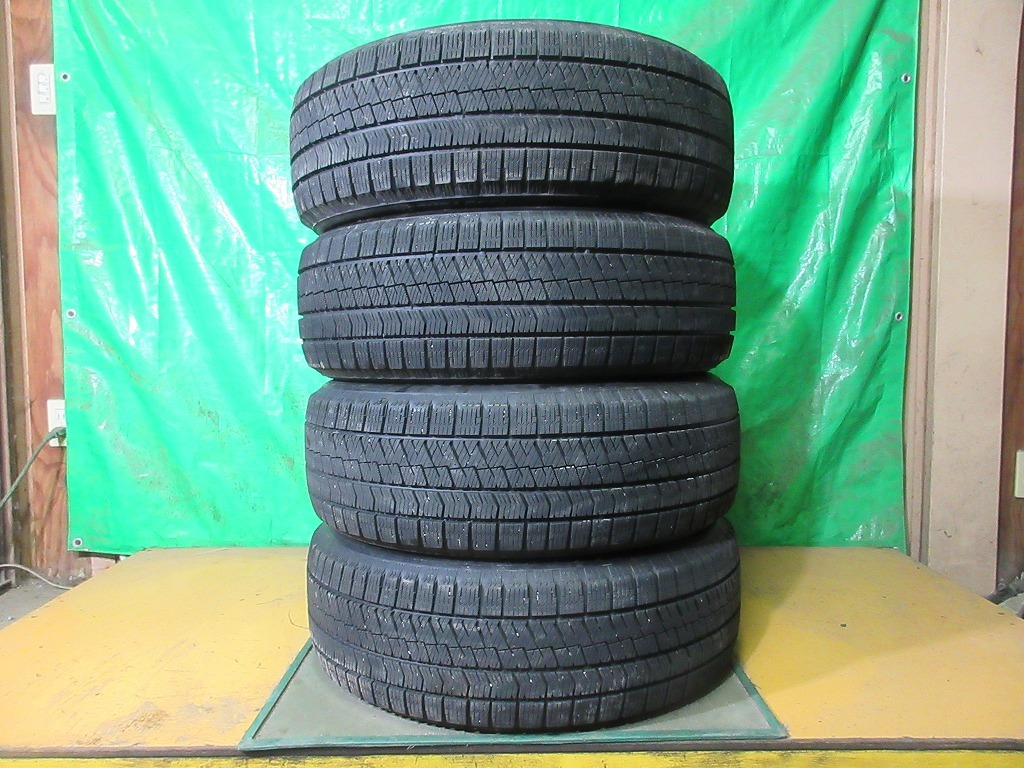 BRIDGESTONE VRX2 215/60R17 4本 No.2013上 スタッドレス 冬タイヤ 80％残溝