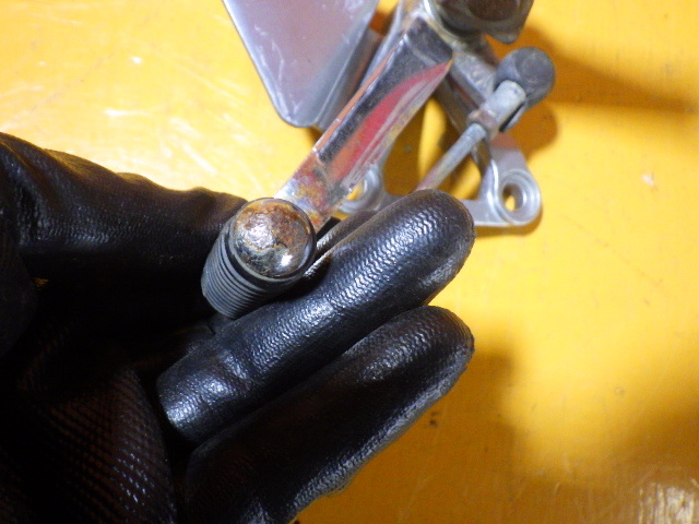 40513 カワサキ ZR250A-0620～ バリオス A5 '95 純正 ステップホルダー