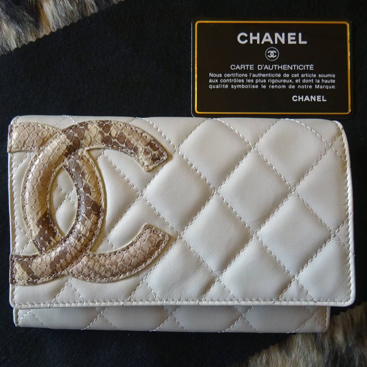 美品 CHANEL シャネル 2つ折り財布 カンボンライン CC ココマーク ロゴ
