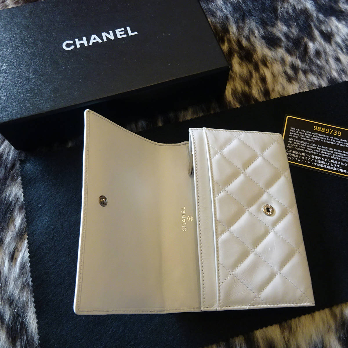 美品 CHANEL シャネル 2つ折り財布 カンボンライン CC ココマーク ロゴ