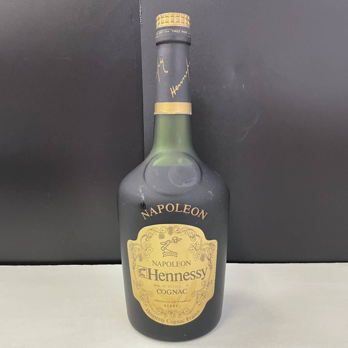 E14574(113)-634/NJ 酒 Hennessy NAPOLEON COGNAC ヘネシー ナポレオン