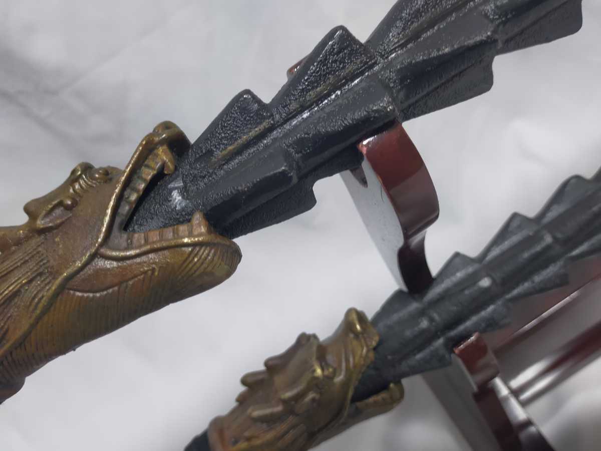 鉄鞭　中国拳法　武具　三國志　水滸伝　アンティーク　インテリア　トレーニング ☆新品☆ 双鞭ver3 水滸伝 模造刀類 武具 武術(模造刀)｜売買された