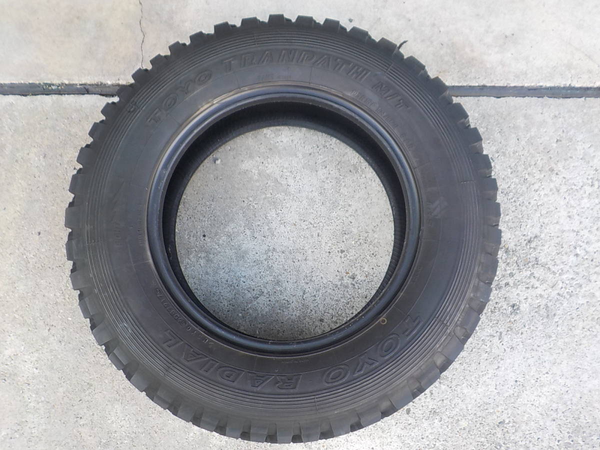 未使用品 1本のみ TOYO トランパスM/T 195R16C 6P.R. 2017年29