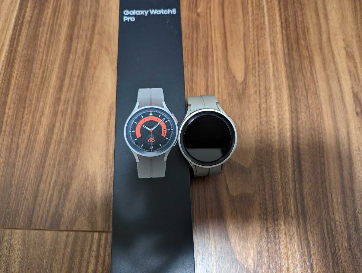 Galaxy Watch5 PRO グレー 海外版 中古美品(スマートウォッチ本体 