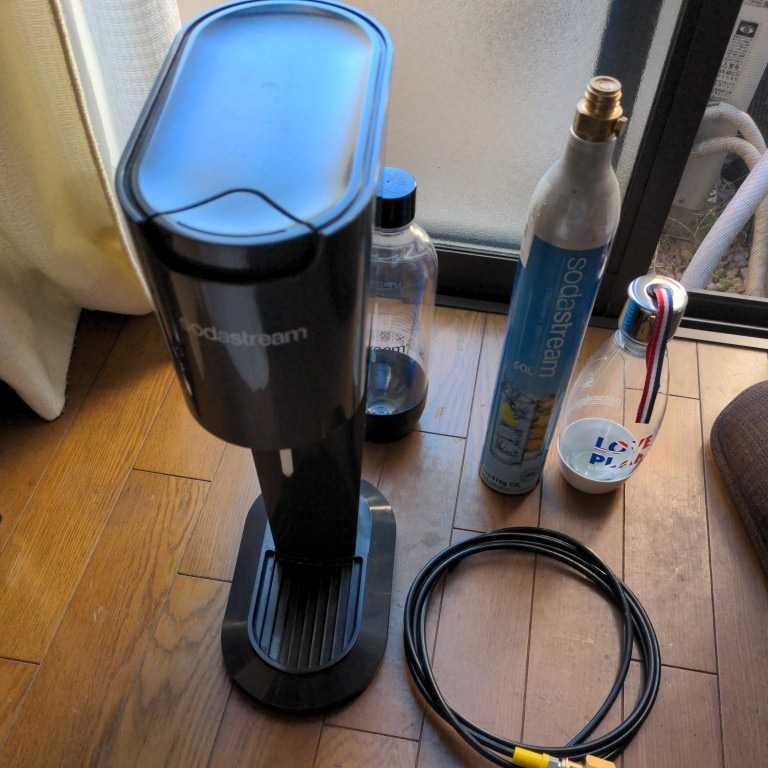 ソーダストリーム ミドボン直結セット 使用頻度20回ぐらい 炭酸ガスは途中まで使用
