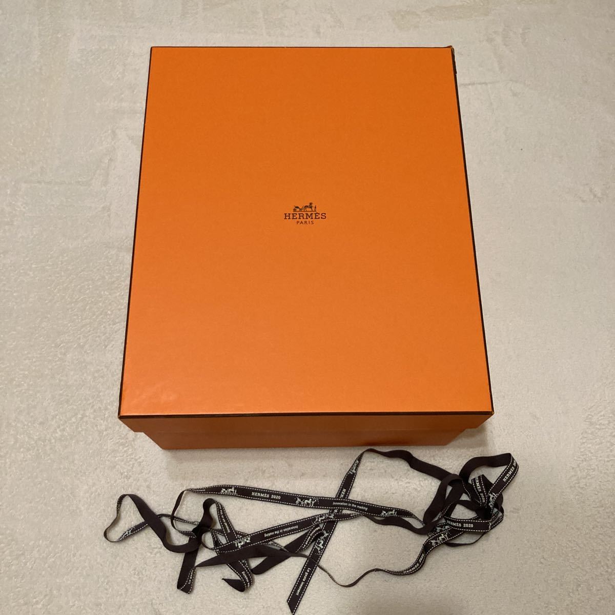 新品，正規品 エルメス バーキン30 空箱 39&times;32&times;18 HERMES Box 空き箱 箱 化粧箱 バーキン リボン(その他)｜売買されたオークション情報、yahooの商品情報をアーカイブ公開 - オークファン かばん、バッグ