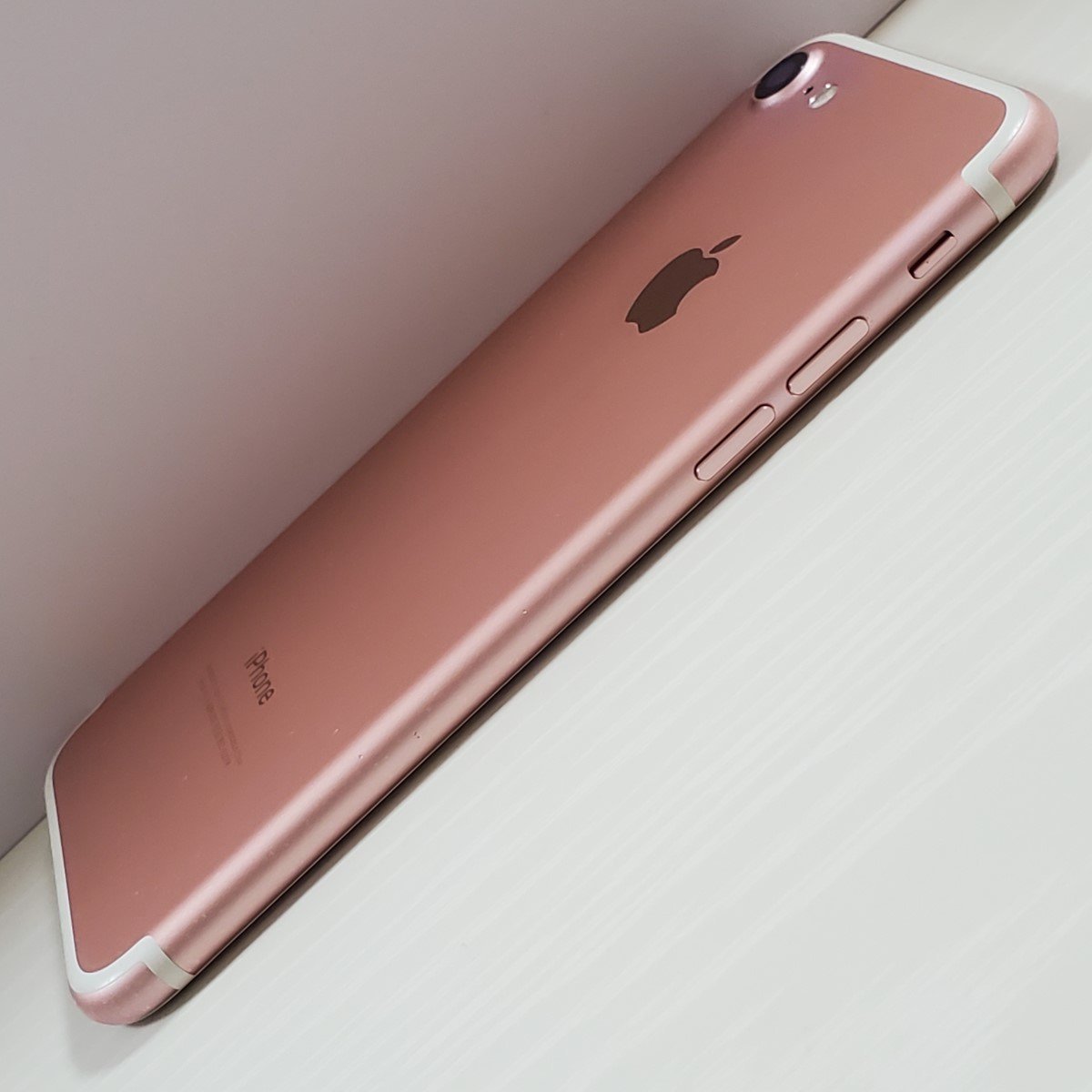 ☆【24612WM】 ジャンク au MNCN2J/A iPhone7 ローズゴールド 128GB