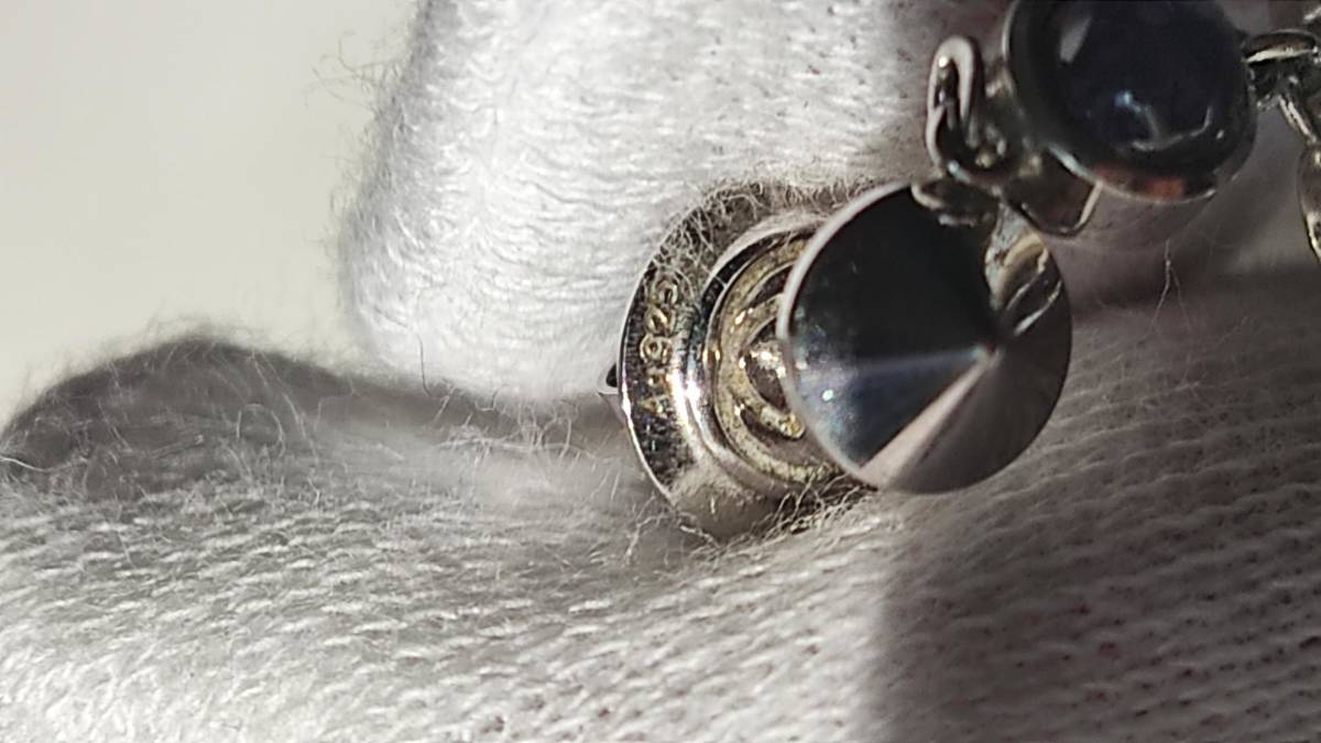 GUCCI スターリングシルバー（純銀）ピアス made in Italy GUCCI スターリングシルバー（純銀）ピアス made in Italy
