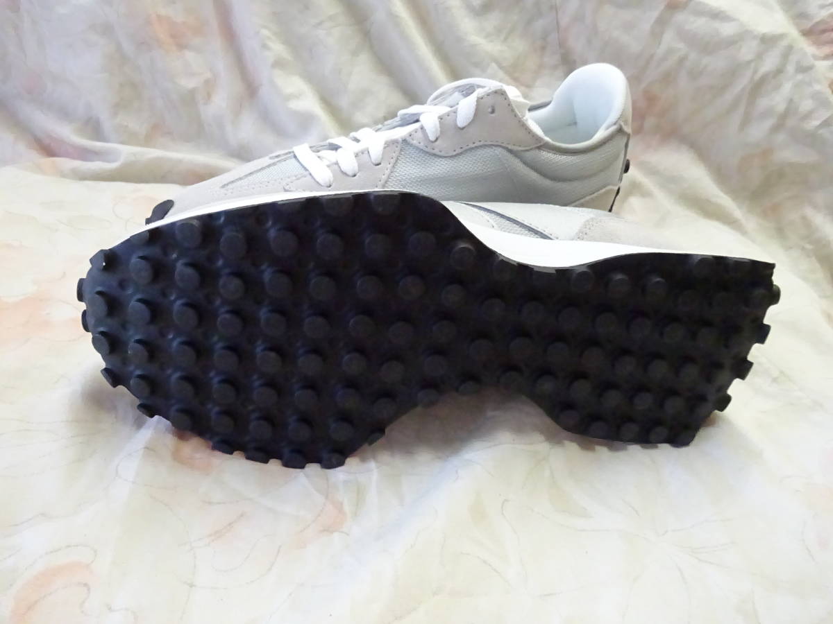 ★新品 new balance NB MS327 GL 26 cm Tv52 ニューバランス MS327 New レーベル 国内9月30日発売予定グリーン (スニーカー