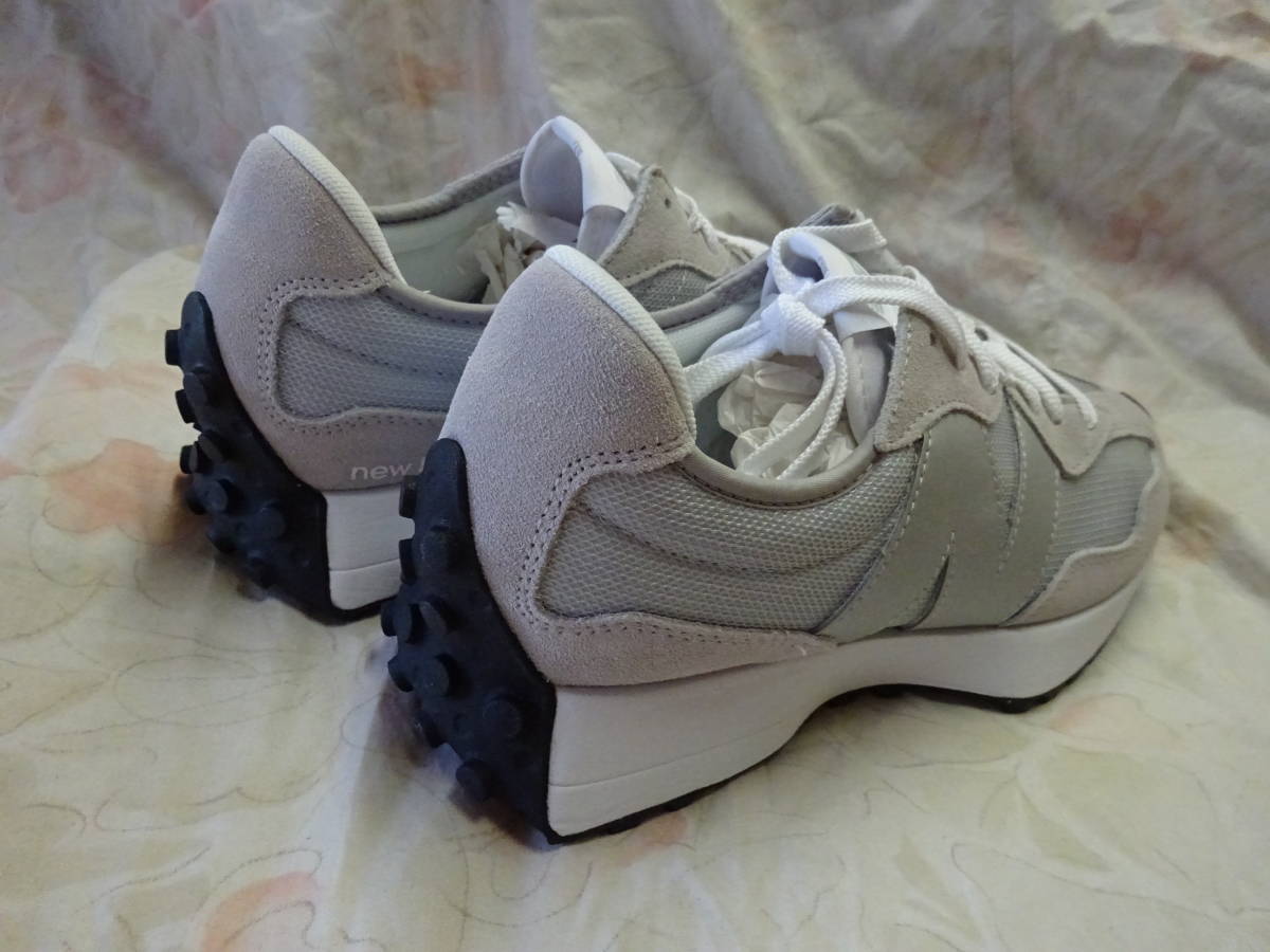 ★新品 new balance NB MS327 GL 26 cm Tv52 ニューバランス MS327 New レーベル 国内9月30日発売予定グリーン (スニーカー