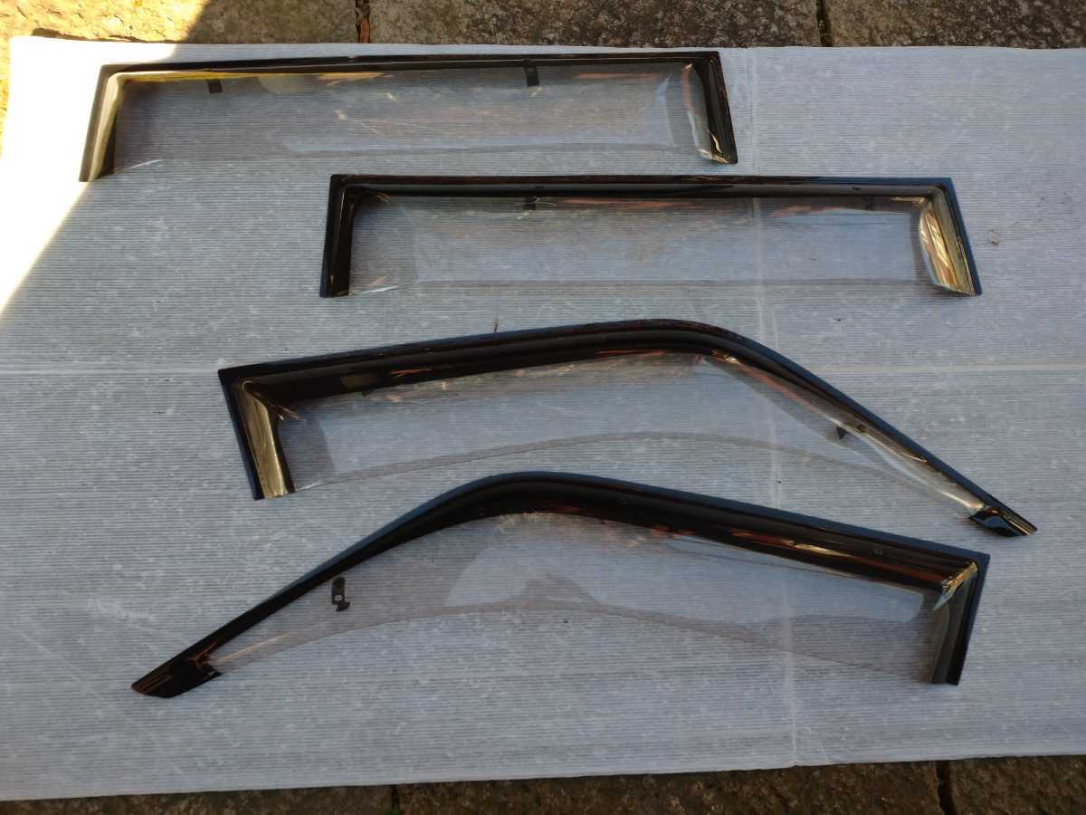 トヨタ　ランクル95プラド　 純正ドアバイザー　1台分 ランクル90プラド95プラド純正ドアバイザー1台分クリップ付トヨタ純正