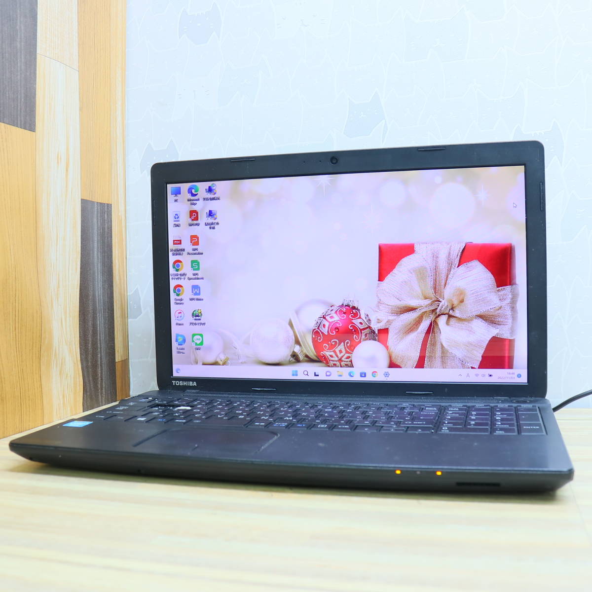 即決特価☆大容量750GB！メモリ8GB！名門DTS！大画面！高速転送！高 レノボ