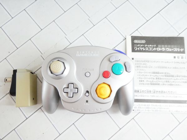 ゲームキューブ用 ワイヤレスコントローラ ウェーブバード シルバー 取