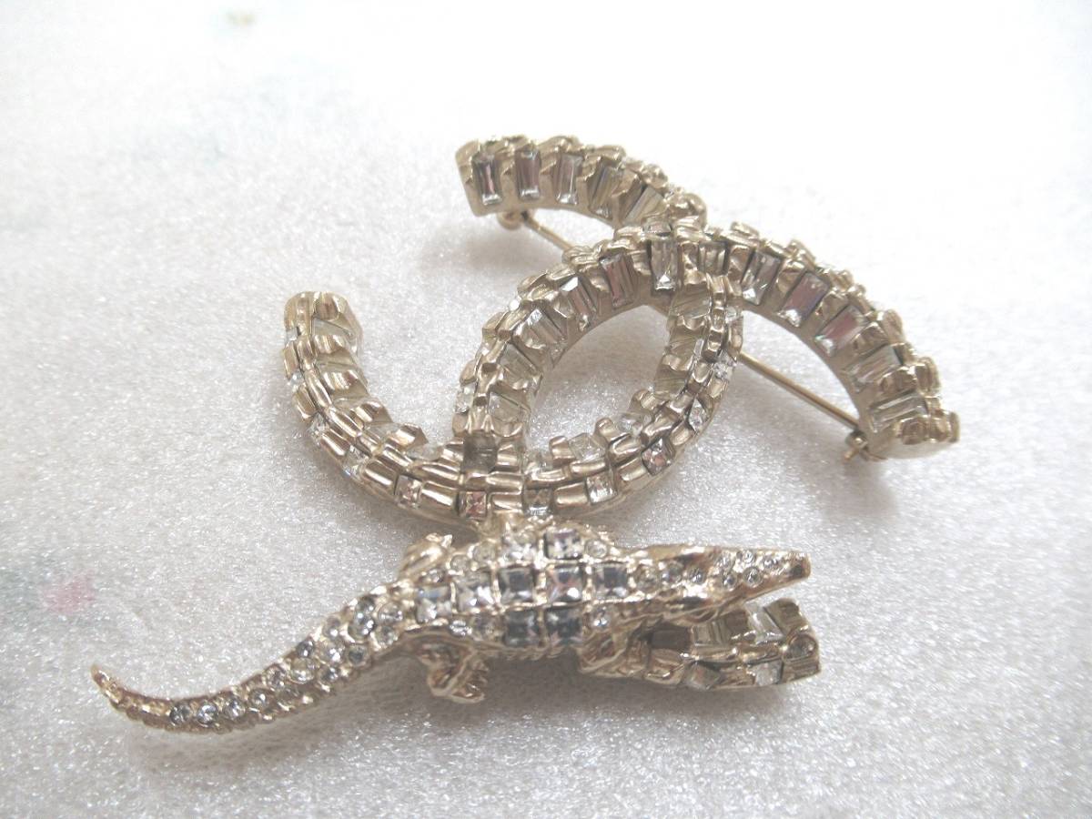 希少☆極美品☆CHANEL シャネル 09C ブローチ ラインストーン 