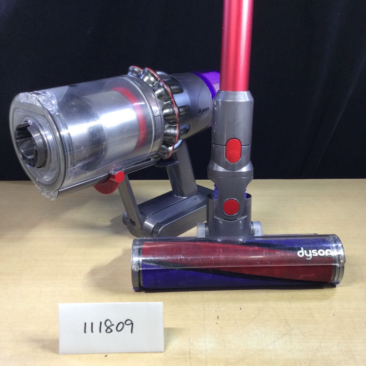 お買い得，100%新品 111809 dyson SV14 サイクロン式コードレスクリーナー ジャンク品(ダイソン)｜売買されたオークション情報、yahooの商品情報をアーカイブ公開 - オークファン ダイソン