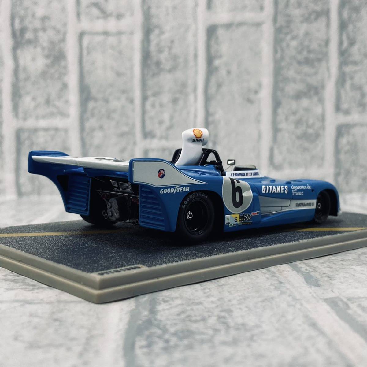 絶版品］1/43スケール BizarRE ビザール '74 マトラ MS680B ル・マン
