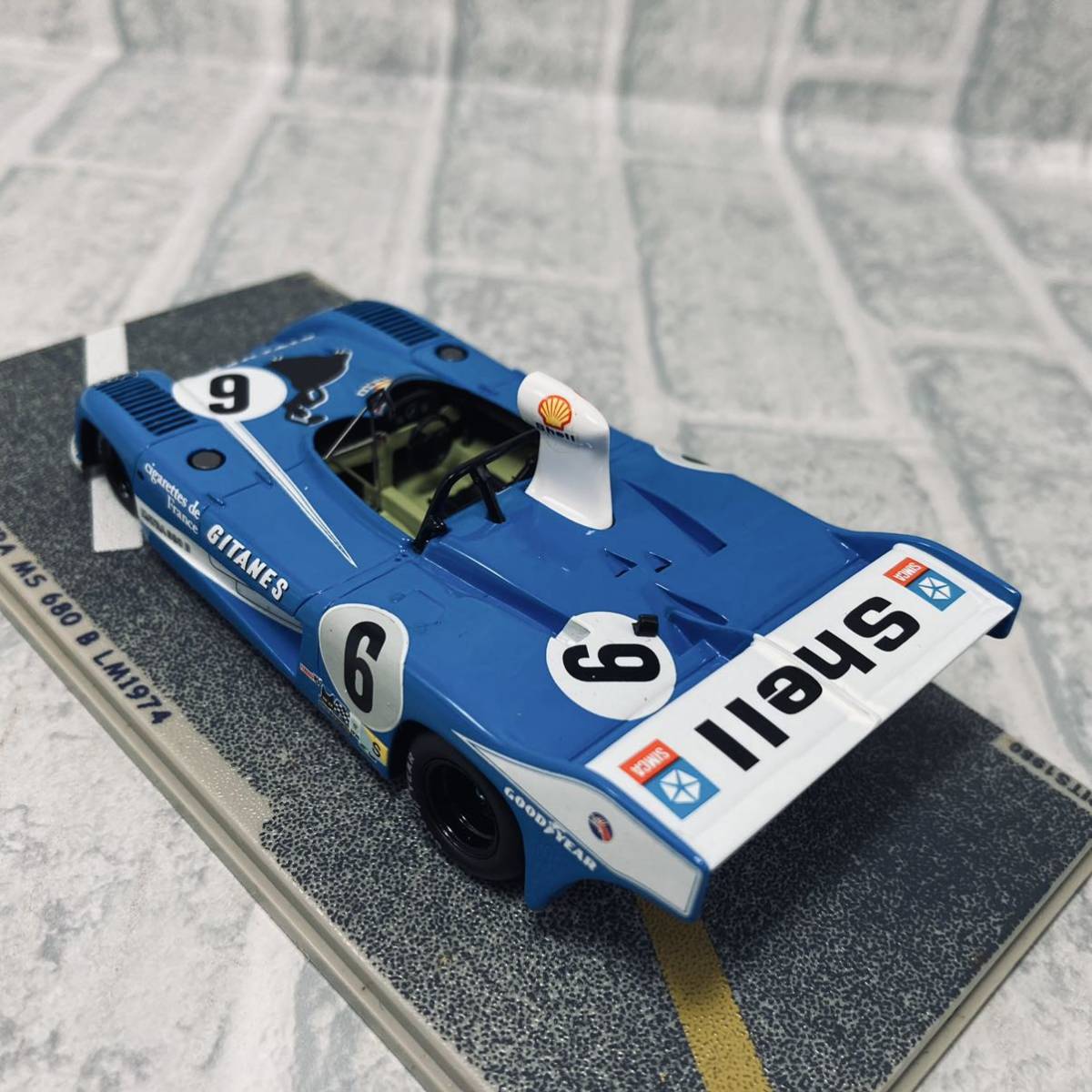 絶版品］1/43スケール BizarRE ビザール '74 マトラ MS680B ル・マン