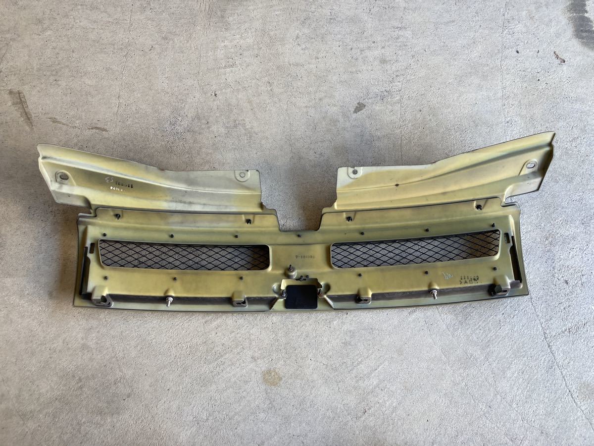 ☆中古品☆ 三菱 デリカD5 純正オプション スポーティグリル フロントグリル 純正オプション デリカD:5 CV5W CV1W CV2W CV4W カメラ無し