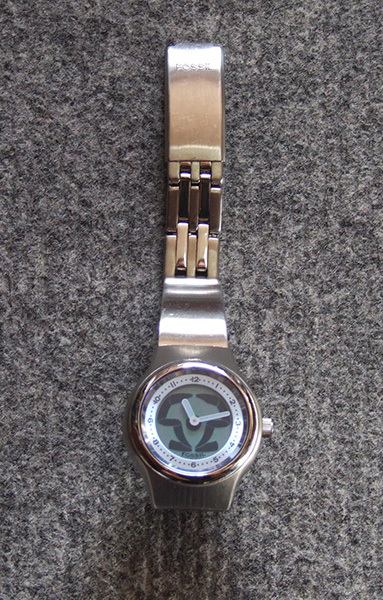 FOSSIL 