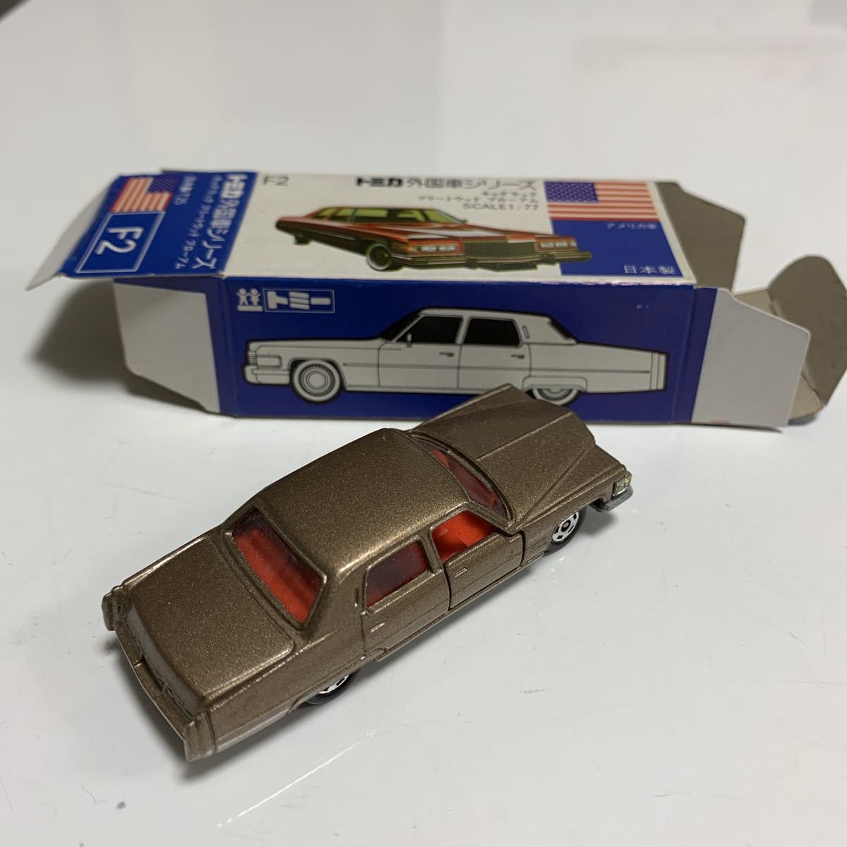 トミカ 青箱 F2 キャデラック 【公式通販】