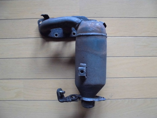 触媒 ムーヴ タント L150S L160S タント L350S L360S ミラ L250S L260S１個 ショクバイ 素材 リサイクル品 ダイハツ