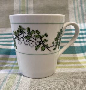 六花亭 カップの値段と価格推移は 10件の売買情報を集計した六花亭 カップの価格や価値の推移データを公開