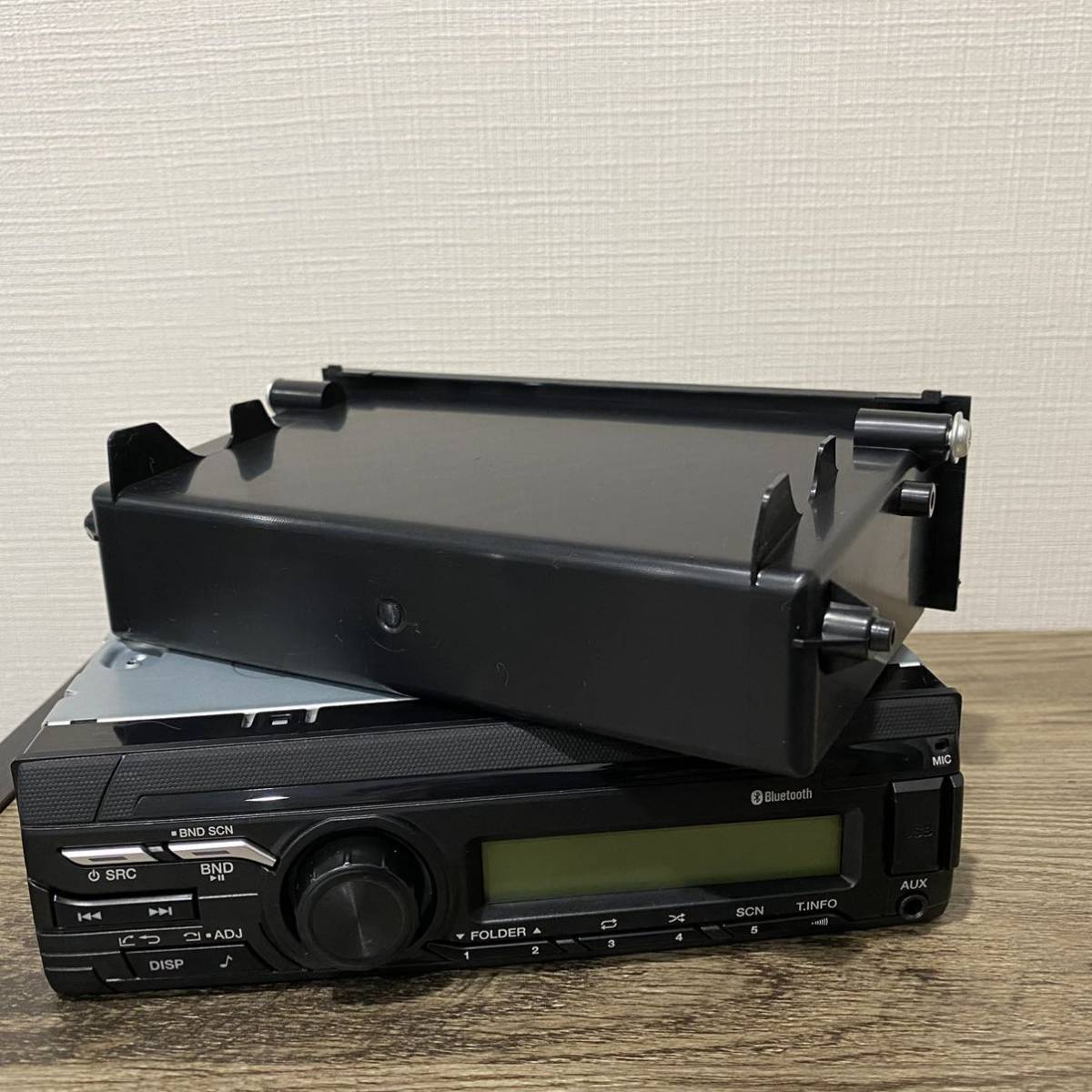 日野 Bluetooth対応 FM AMラジオ(USB電源あり) 新車外し 日野純正 24V