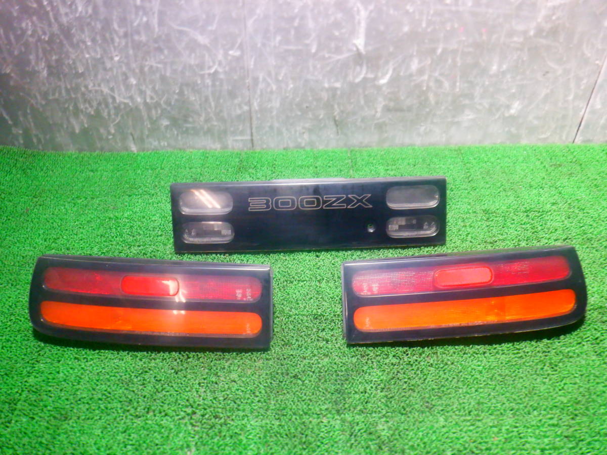 売り切り GZ32 フェアレディZ Z32 300ZX コイト 220-24272