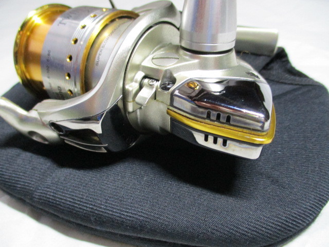 SHIMANO 06 TWINPOWER ツインパワーMg 2500S 06 ツインパワー Mg 2500S