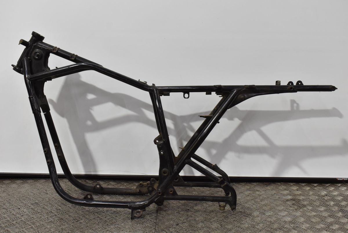 当時物 純正 GS400 書類付きフレーム 0152 検) GS400 GS400E GS400L GS400 純正 当時物 書類」の落札相場・落札価格 書類」(スズキ用)(フレーム)の E3