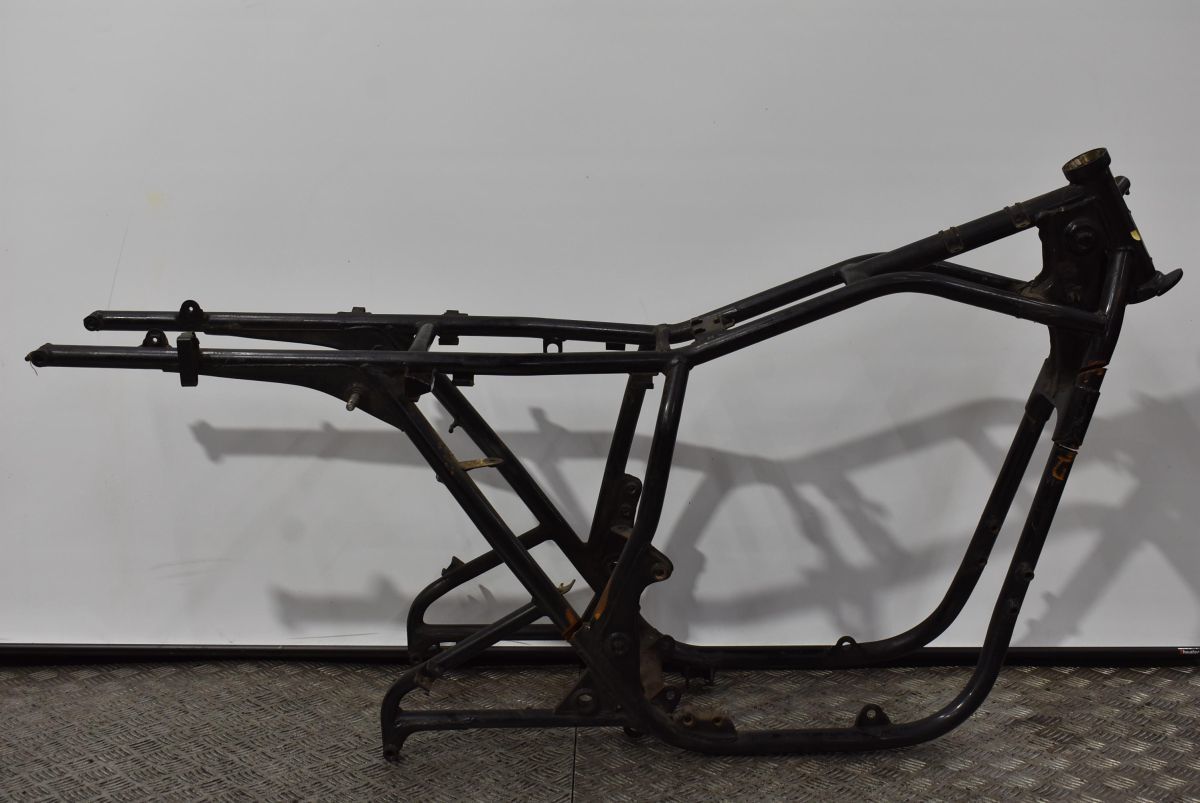 当時物 純正 GS400 書類付きフレーム 0152 検) GS400 GS400E GS400L GS400 純正 当時物 書類」の落札相場・落札価格 書類」(スズキ用)(フレーム)の E3