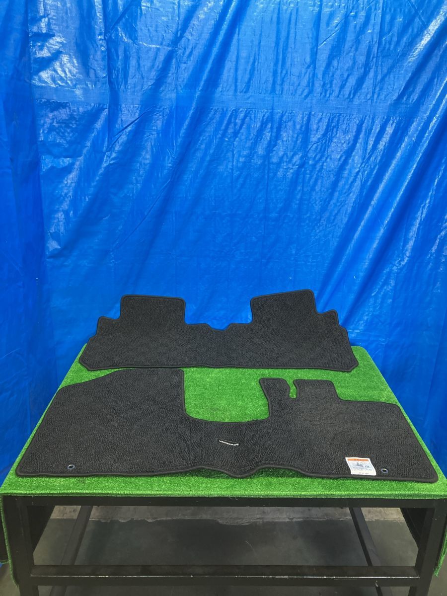 純正 MH34S スティングレー フロアマット フロント・リアセット 1台分 平成24年