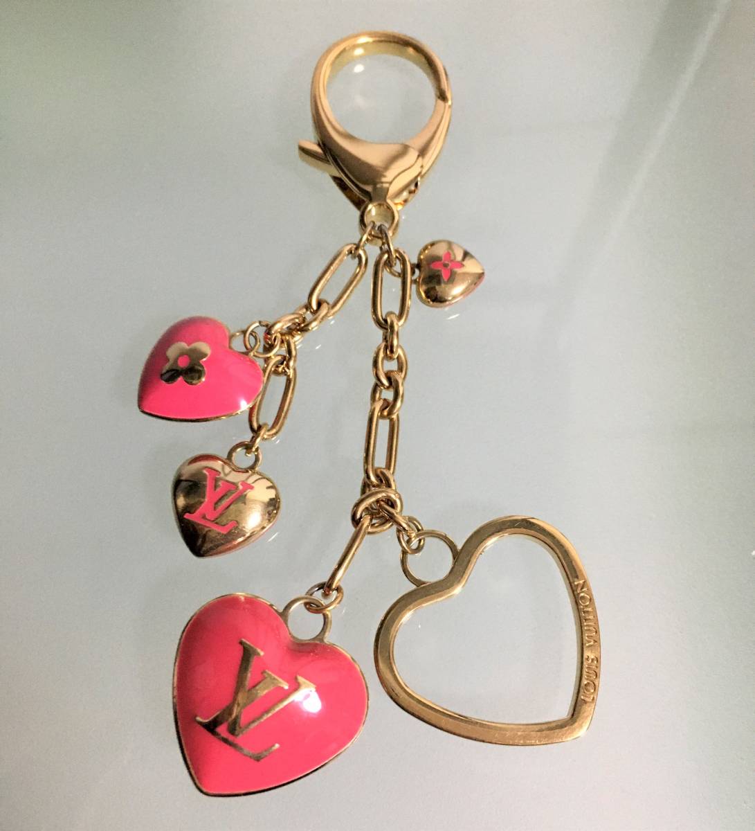 ルイヴィトン ビジューサック・クール・ハートチャーム M65759