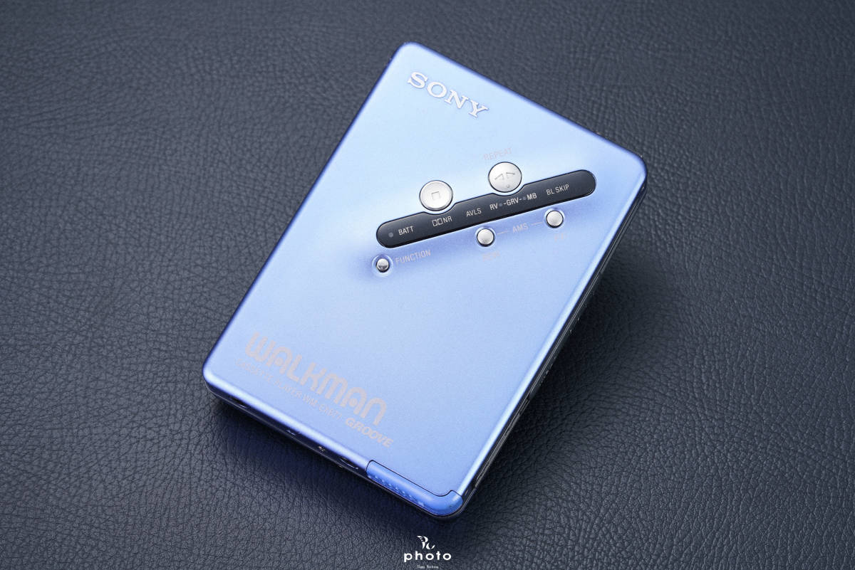 SONY WALKMAN ☆極上美品・動作〇☆ ソニー ポータブル ウォークマン