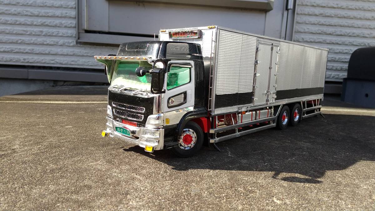 スーパーグレート、デコトラダンプ、1⁄32スケール完成品 1⁄32