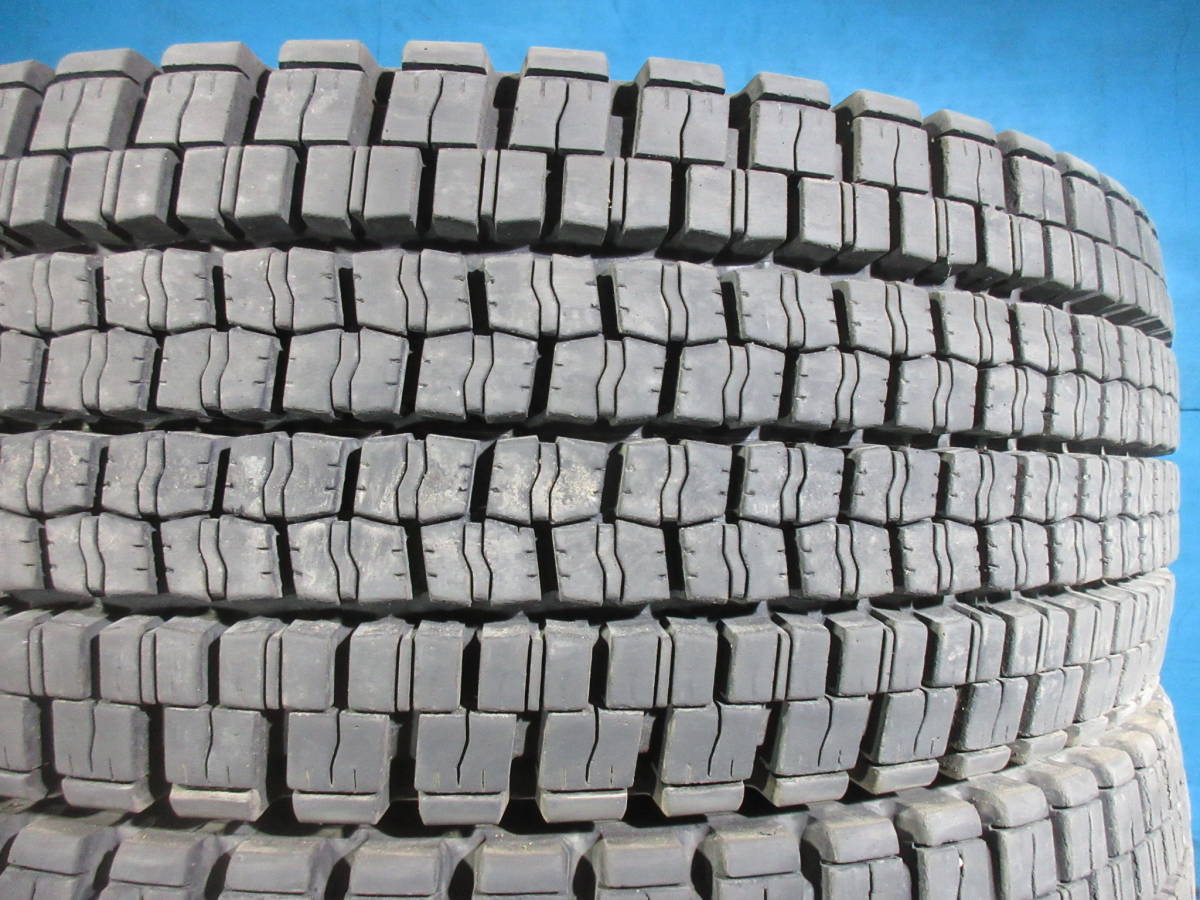 DUNLOP DECTES SP001スタッドレス