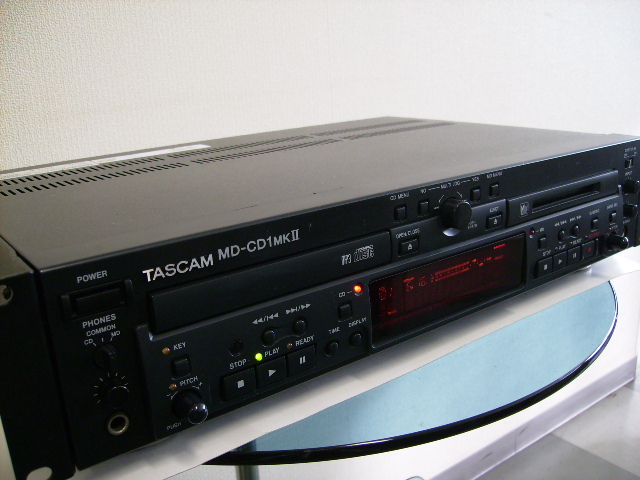 TASCAM 業務用CDプレ－ヤ-/MＤレコ－ダ- 　MD-CD1MKⅡ TASCAM MD-CD1MKⅡ タスカム CDプレーヤー&frasl;MDレコーダー MD-CD1MKIII 業務用CD&frasl;MDコンビネーションデッキ