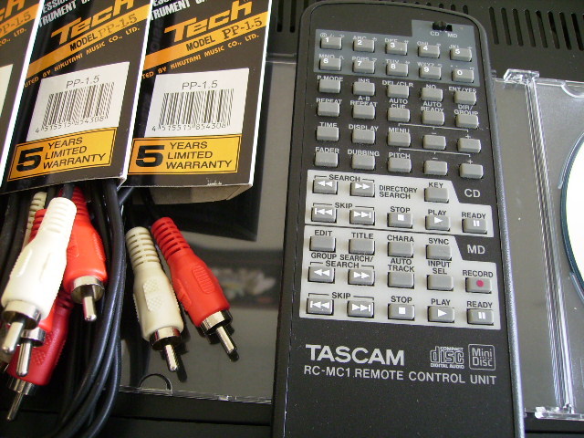 TASCAM 業務用CDプレ－ヤ-/MＤレコ－ダ- 　MD-CD1MKⅡ TASCAM MD-CD1MKⅡ タスカム CDプレーヤー&frasl;MDレコーダー MD-CD1MKIII 業務用CD&frasl;MDコンビネーションデッキ