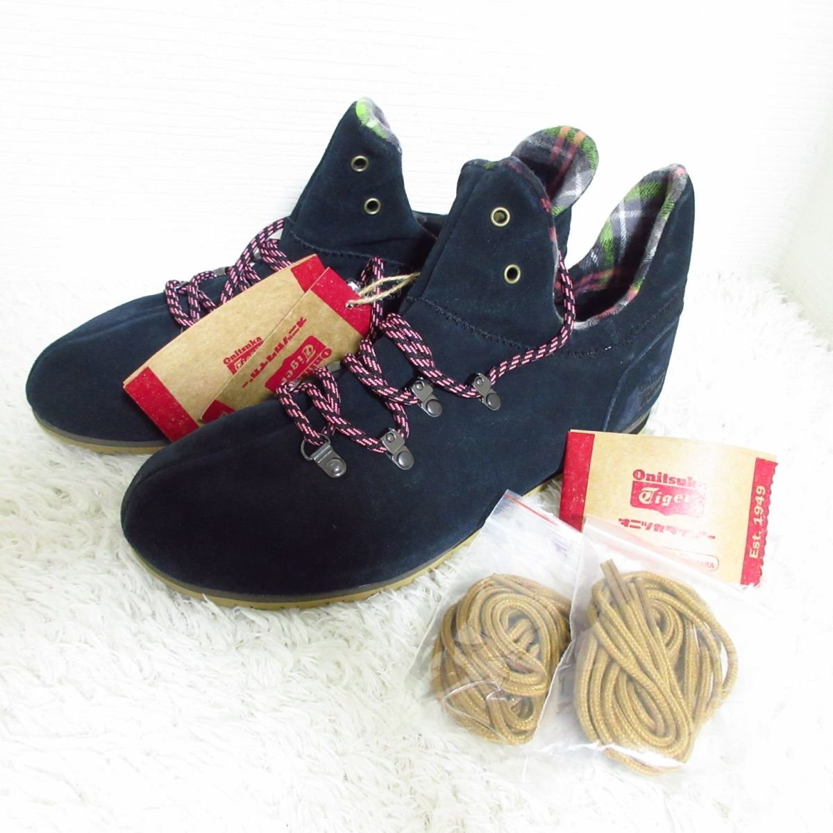 SALE，人気セール ONITSUKA TIGER オニツカタイガー モンテポカラ スエード ローカット マウンテンシューズ アフターブーツ 27cm 黒 ブラック 115(27.0cm)｜売買されたオークション情報、yahooの商品情報をアーカイブ 27.0cm