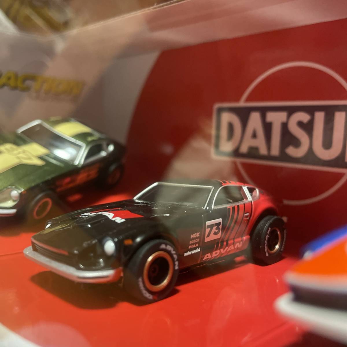 AUTO WORLD X-TRACTION 1973 DATSUN 240Z ☆3-CAR SET☆限定ボックスの