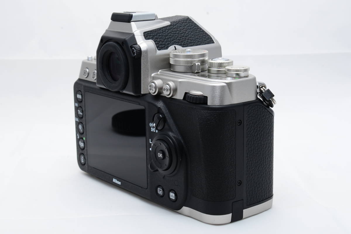 Nikon ニコン ミラーレス一眼カメラ Z5II ボディ『シャッター回数1957 