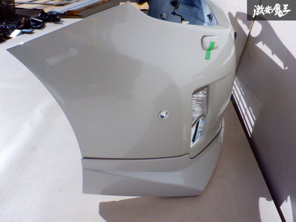 プリウス 前期 トヨタ 0 純正 ZVW30 30系 フロント TOYOTA｜プリウス／PRIUS｜ZVW H21.05～H23.11 M&frasl;C前）：TOYOTAの フロントバンパー - パール Yahoo C3&frasl;