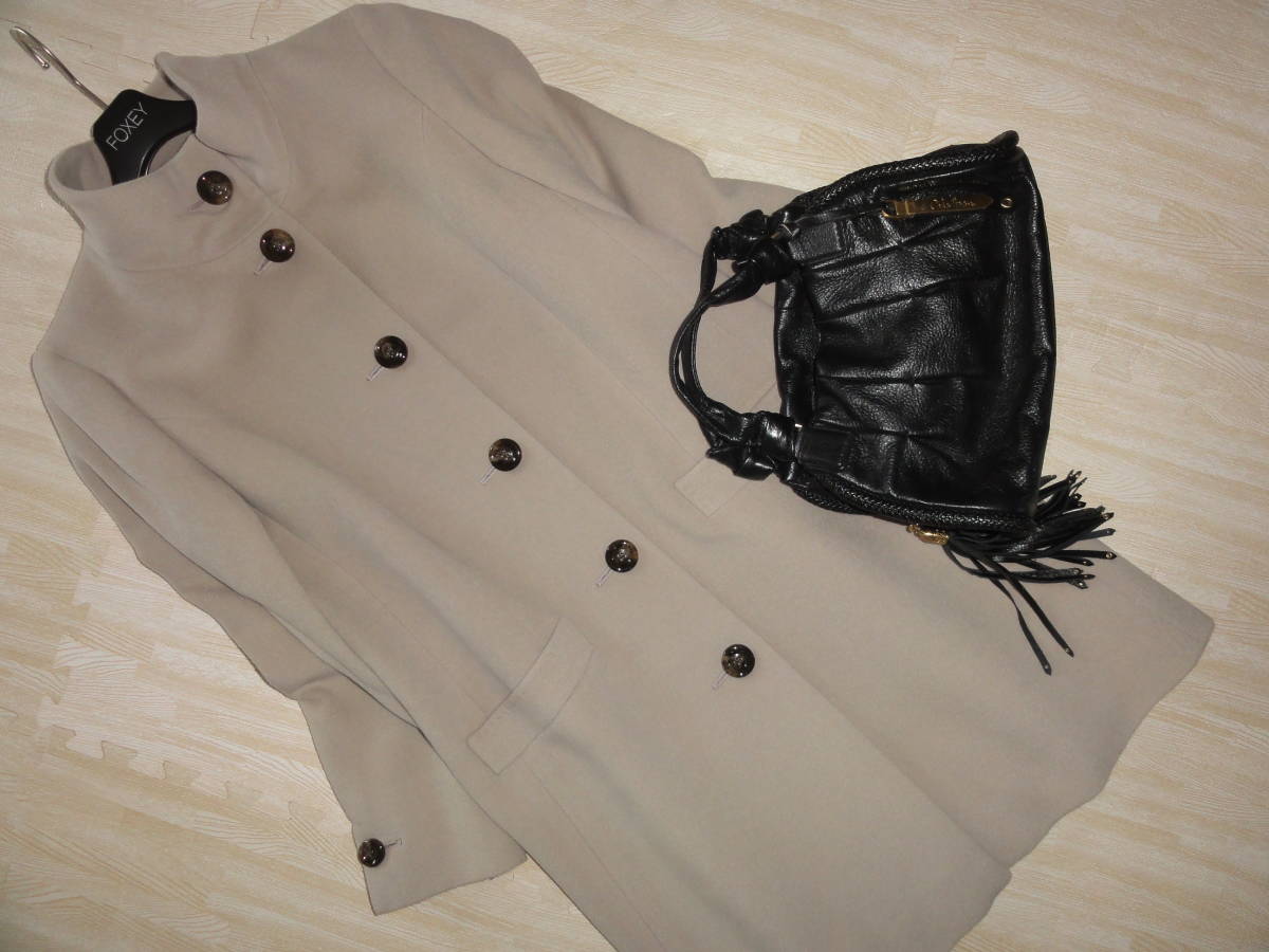 新品タグ　未使用　大きいサイズ44 23区　アンゴラ混コート 美品・23区・アンゴラ混ウールコート・大きいサイズ44 アンゴラ混 23区