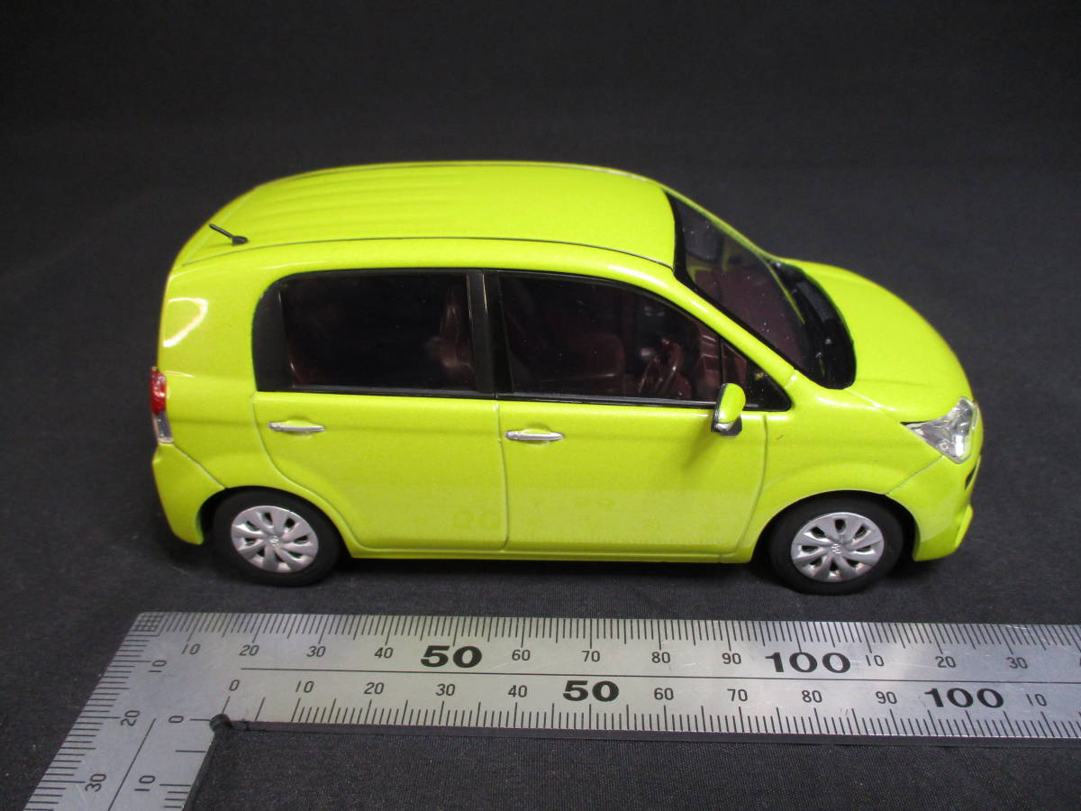 新品：非売品】トヨタ スペイド SPADE シトラスマイカメタリック 1/30