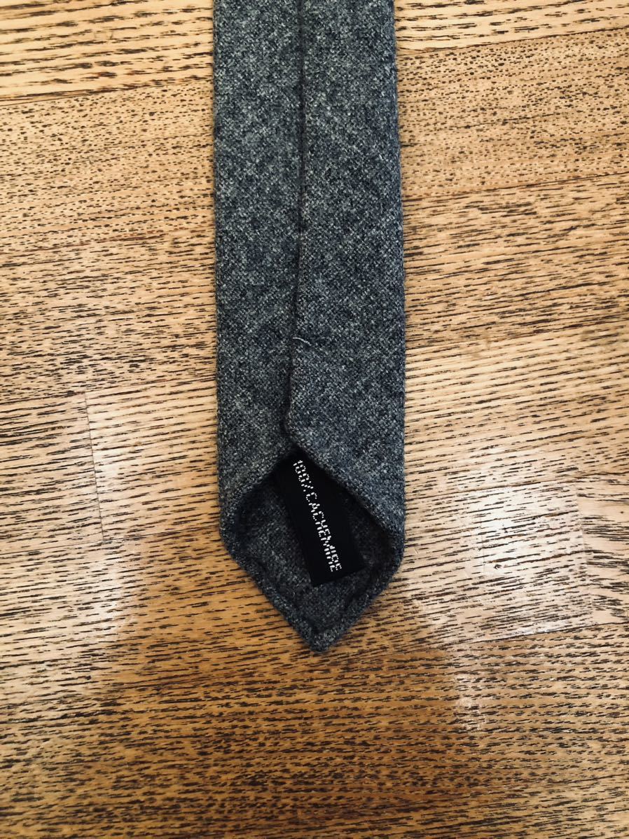 エルメス カシミヤ ネクタイ グレー 箱付き ソリッド/ ツイル 無地