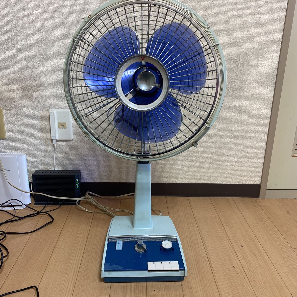 扇風機 三菱 MITSUBISHI レトロ扇風機 R30-W5 Yahoo!オークション Ace