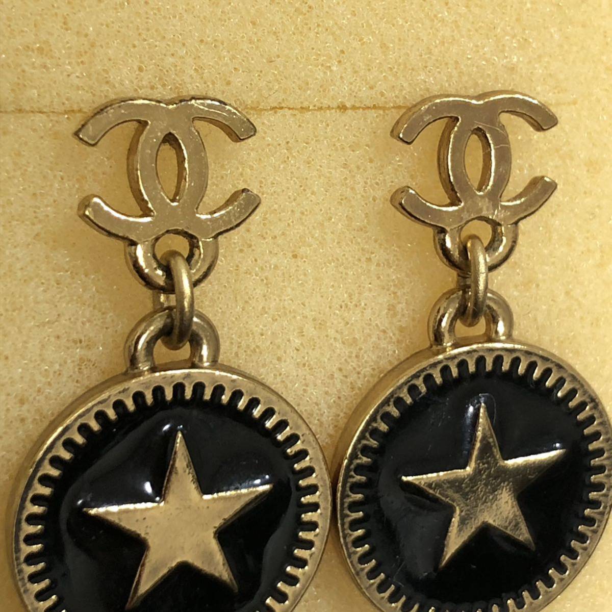 CHANEL ピアス シャネル ココマーク B18474 ABE517 スター ゴールド